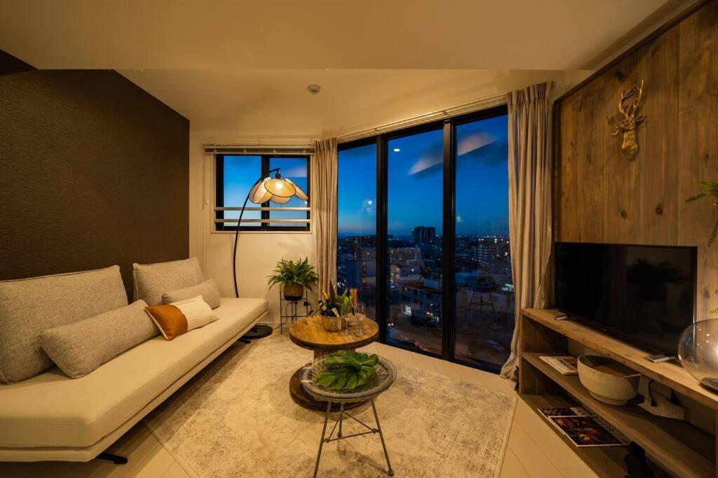 The Penthouse Ginowan Apartment Urasoe Luaran gambar